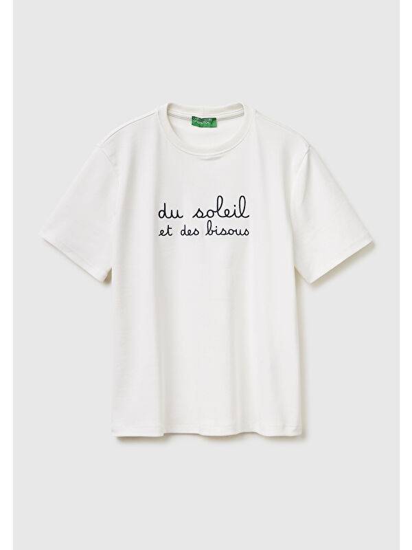 United Colors Of Benetton Kadın Krem Pamuk Karışımlı Önü Nakışlı Bisiklet Yaka T-Shirt