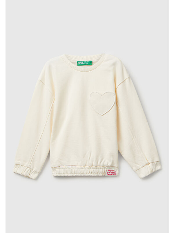 United Colors Of Benetton Kız Çocuk Ekru Dikiş Detaylı Kalpli Yama Cepli Regular Fit Sweatshirt