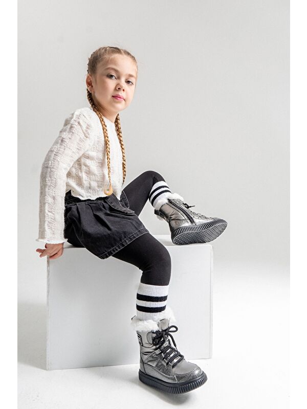 Kız Çocuk Platin Simli Rugan Deri Suya Dayanıklı Günlük Bot - Görsel 2