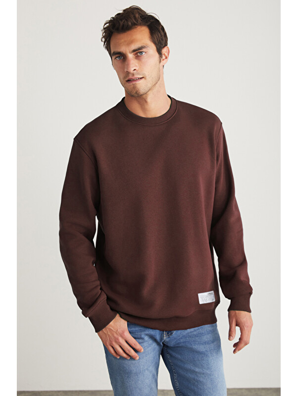 GRIMELANGE TRAVIS Erkek Organik Kumaşlı Yumuşacık Regular Fit Yuvarlak Yakalı KOYU KAHVERENGİ Sweatshirt