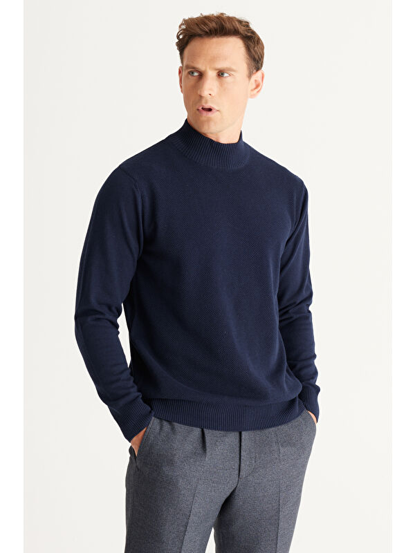 AC&Co / Altınyıldız Classics Erkek Lacivert Standart Fit Normal Kesim Yarım Balıkçı Yaka Pamuklu Triko