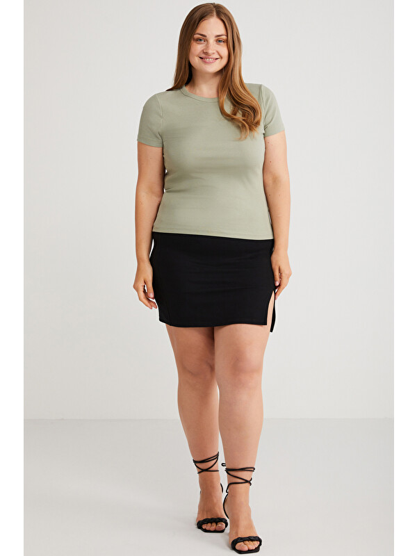 ETHIQUET HANNY Kadın Büyük Beden Regular Fit Bisiklet Yaka Basic Kaşkorse YEŞİL Büyük Beden T-shirt