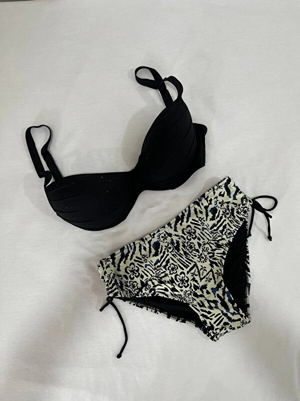 Hazelin Kadın Siyah Taş İşlemeli Bej Desenli Astarlı Büyük Beden Bikini Takımı HZL25S-LC3351