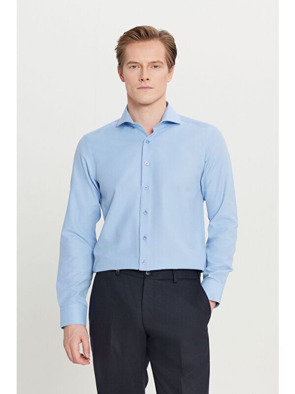 Altınyıldız Classics Erkek Açık Mavi Pamuklu Oxford Tailored Slim Fit Dar Kesim Küçük İtalyan Yaka Armürlü Gömlek