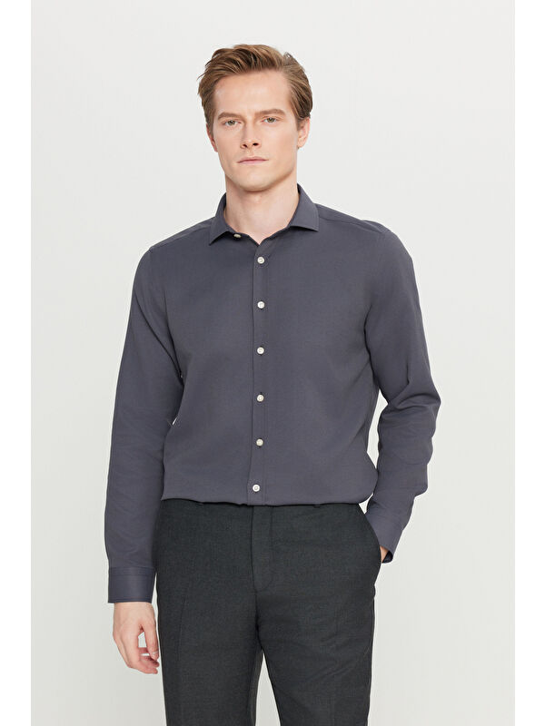 Altınyıldız Classics Erkek Antrasit Pamuklu Tailored Slim Fit Dar Kesim Küçük İtalyan Yaka Armürlü Gömlek