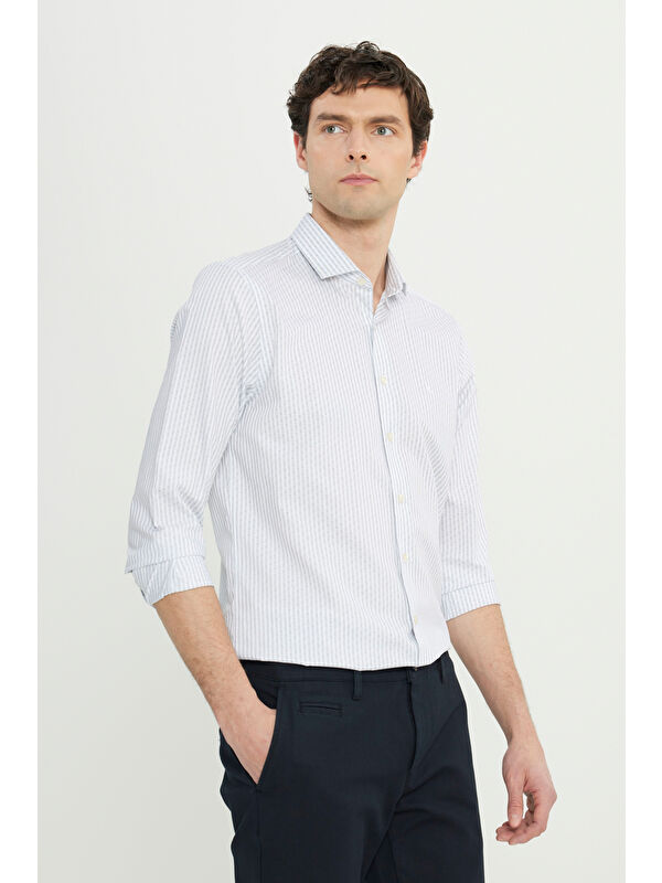 Altınyıldız Classics Erkek Beyaz-Siyah %100 Pamuk Slim Fit Dar Kesim Küçük İtalyan Yaka Çizgili Gömlek