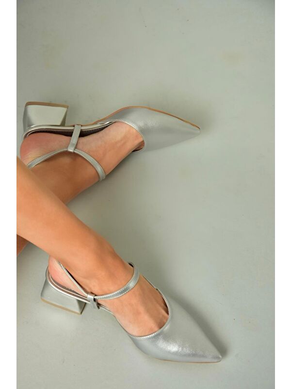 Fox Shoes Siyah Fox Shoes Topuklu U9982321 Kadın Ayakkabı