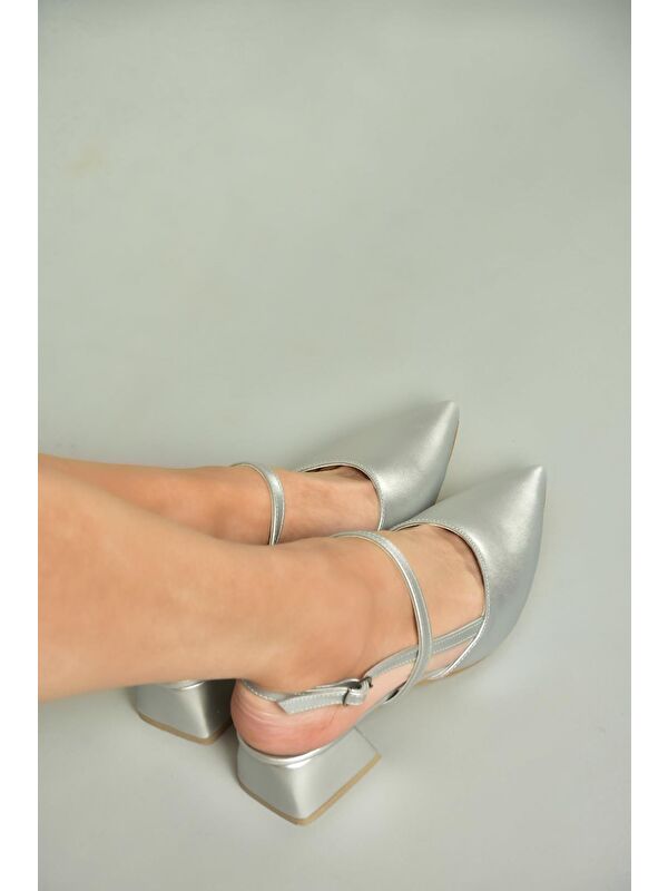 Fox Shoes Siyah Fox Shoes Topuklu U9982321 Kadın Ayakkabı