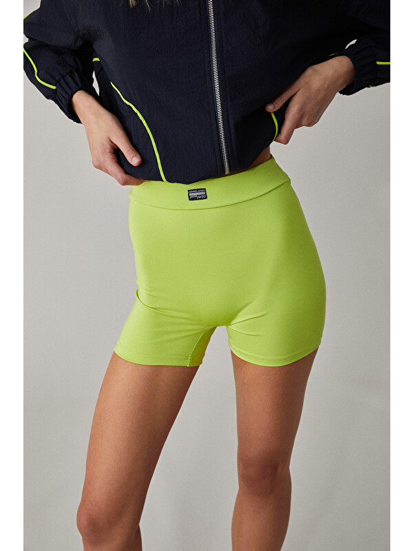 ETHIQUET REZINA Kadın Slim Düz Paça Yüksek Bel FISTIK YEŞİLİ Şort