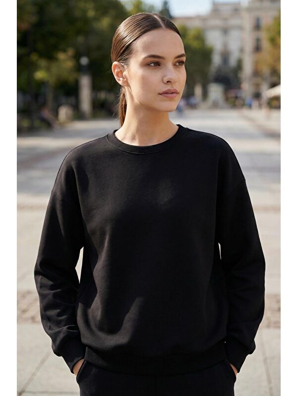 Tommylife Siyah Basic O Yaka Oversize Kadın Sweatshirt - 97053