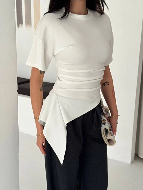 carla10 Beyaz Asimetrik Drapeli Modern Basic Bluz