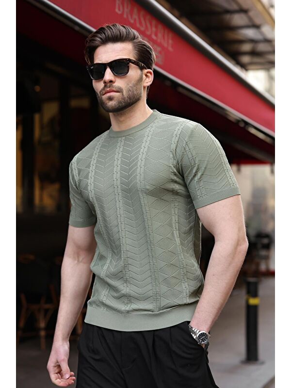 Madmext Haki Bisiklet Yaka Slim Fit Triko Erkek Tişört E7466