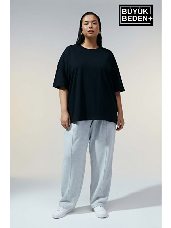 Süperlife Büyük Beden Kadın Basic Tişört – Pamuklu Düz T-Shirt 3XL-6XL SPR26BTSK10