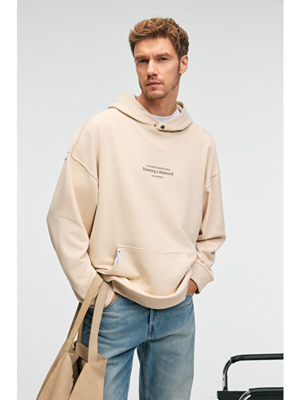 GRIMELANGE CLAY Erkek %100 Pamuk Kapüşonlu Çıtçıtlı Baskılı Cebi Süs Etiketli KREM Sweatshirt