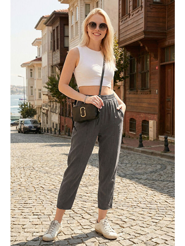 Lela Relaxed Fit Yüksek Bel Daralan Paça Kadın Pantolon 668YP5456