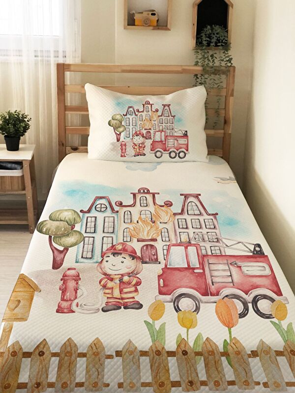 Evmila İtfaiye Desenli Bebek Ve Çocuk Baskılı Tek Kişilik Pike Takımı 160 X 230 Cm