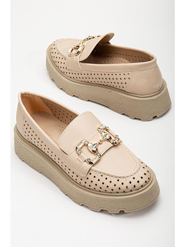 Kadın Ten Yanı Şerit Detaylı Önü Taşlı Tokalı Kalın Poli Taban Loafer - Görsel 5