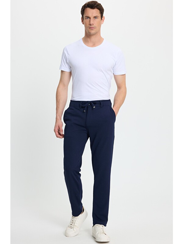 TUDORS Erkek Slim Fit Dar Kesim Beli Lastikli Bağcık Detaylı Lacivert Pantolon