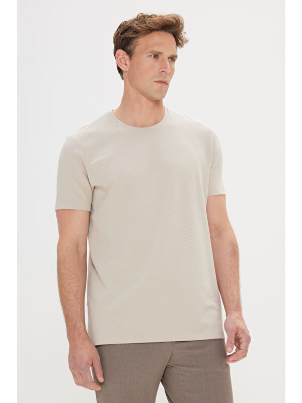 AC&Co / Altınyıldız Classics Erkek Bej Slim Fit Dar Kesim Bisiklet Yaka Kısa Kollu Yumuşak Tuşeli Basic Tişört