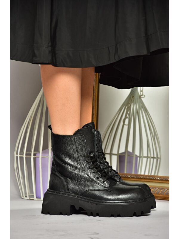 T3801700 Siyah Hakiki Deri Kadın Bot - Görsel 4