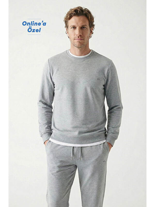 Kiğılı Bisiklet Yaka Regular Fit Pamuklu Basic Sweatshirt
