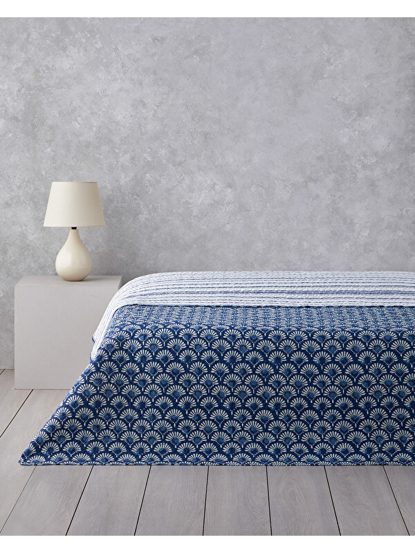 English Home Aquatic Flowers King Size Çok Amaçlı Örtü 240x220 cm Lacivert