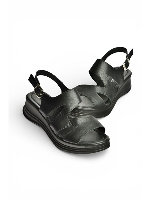 Fox Shoes Siyah Kadın Sandalet Y555210403