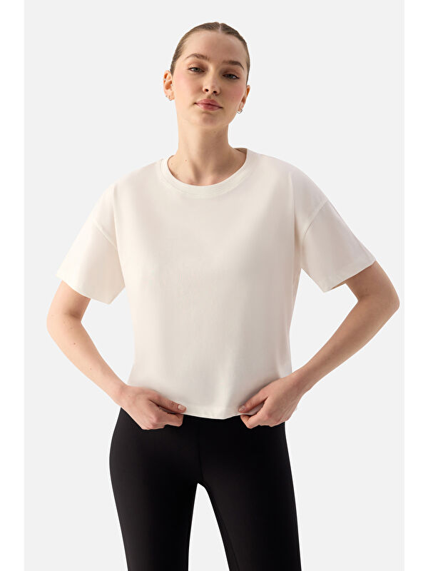 Superstacy Noya Kısa Oversize Krem Tişört