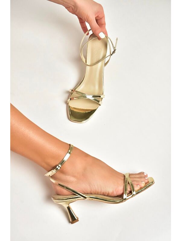 Fox Shoes Altın Kadın Topuklu Ayakkabı Y569522034