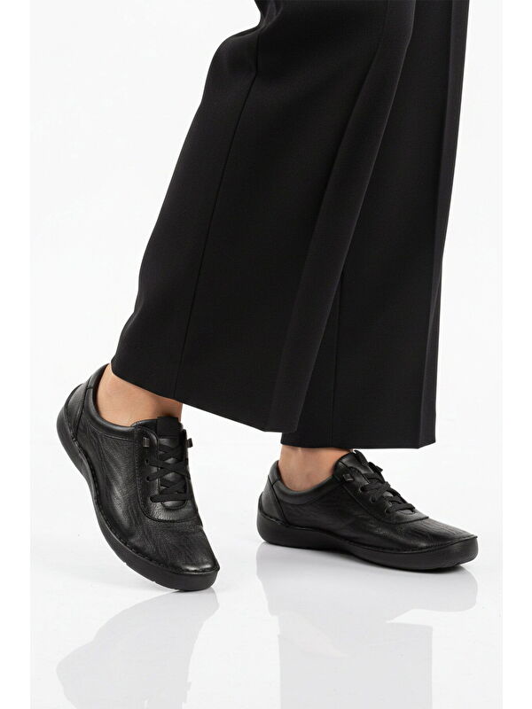 Ayakmod Siyah Ayakmod Premium Hakiki Deri Anatomik Kadın Casual Ayakkabı 44406 Z