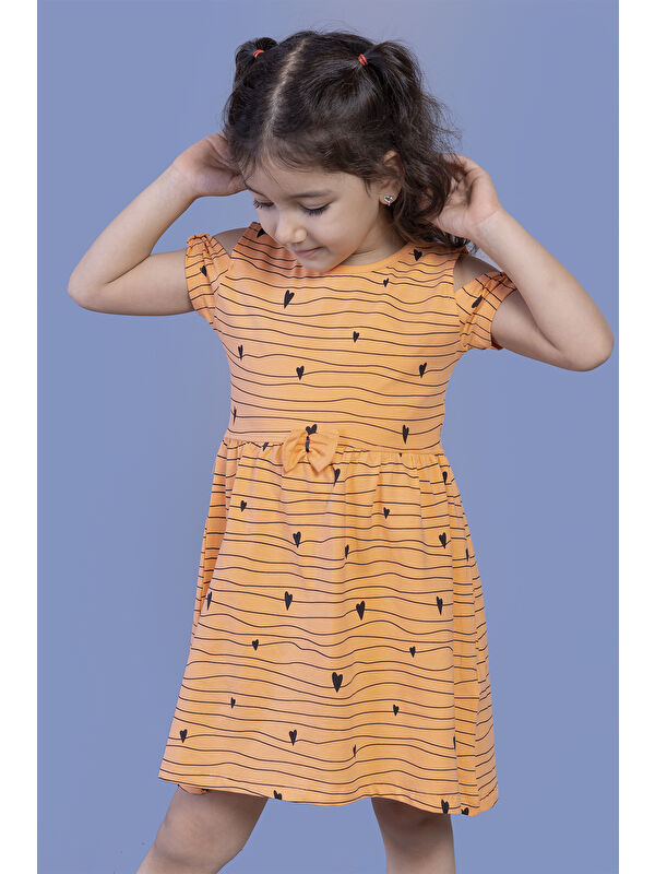 Toontoykids Kız Çocuk Kalp Desenli Kolları Detaylı Elbise