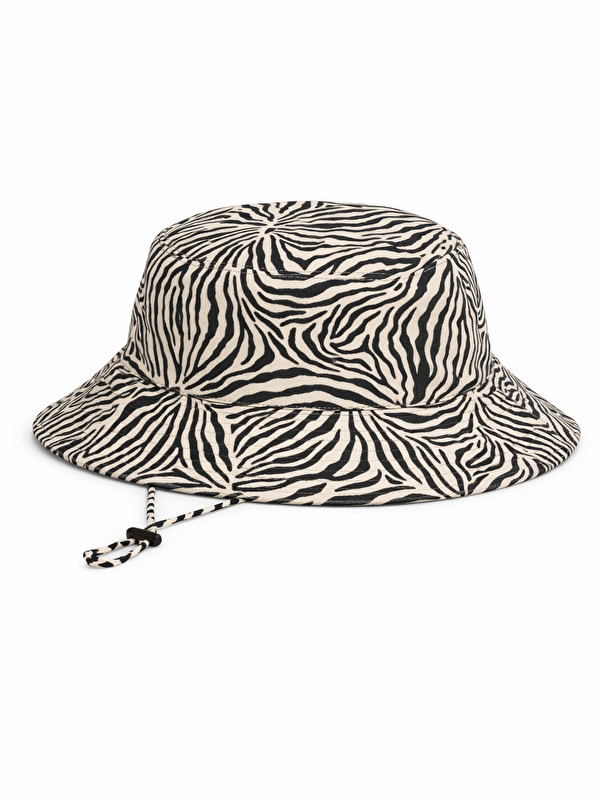 Kadriye Baştürk Bağlanabilir Bucket Şapka Zebra