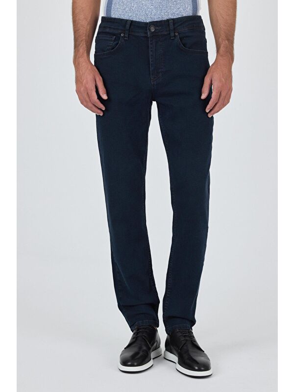İMZA Koyu Lacivert Gabardin 5 Cep Düz Paça Casual Slim Fit Pamuklu Denim Jean Pantolon 1023250154