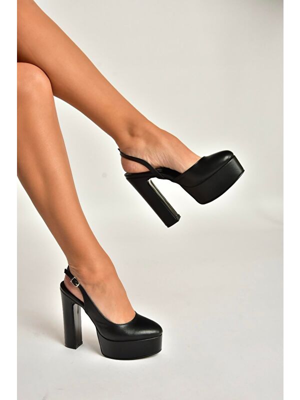 Fox Shoes Siyah Kadın Topuklu Ayakkabı Y246195109