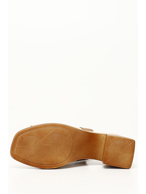 AÇIK BEJ Hakiki Deri Kısa Kalın Topuklu Kadın Sandalet 45406 - Görsel 5