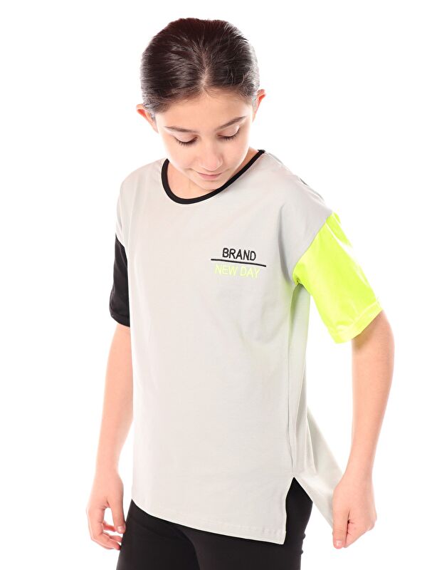 Toontoykids Kız Çocuk Nakışlı Tişört