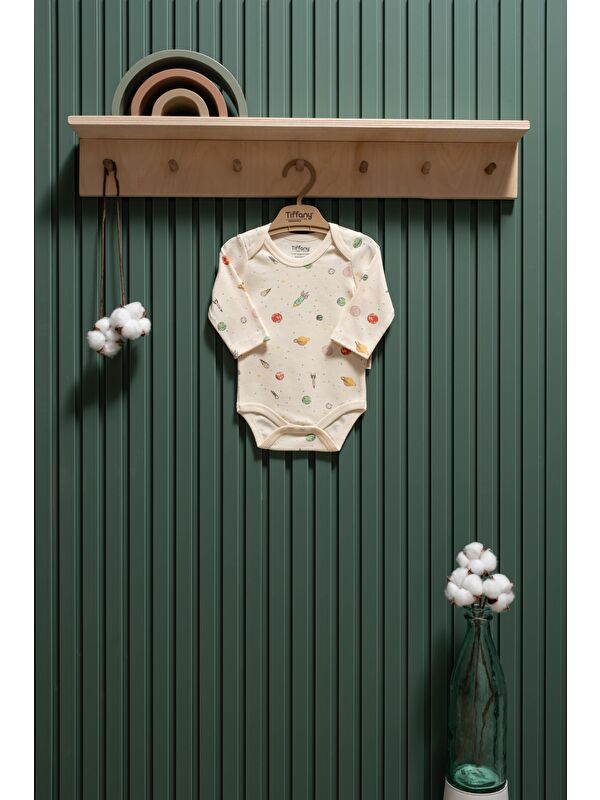 Tiffany Organic Space Theme U.Kol Badi