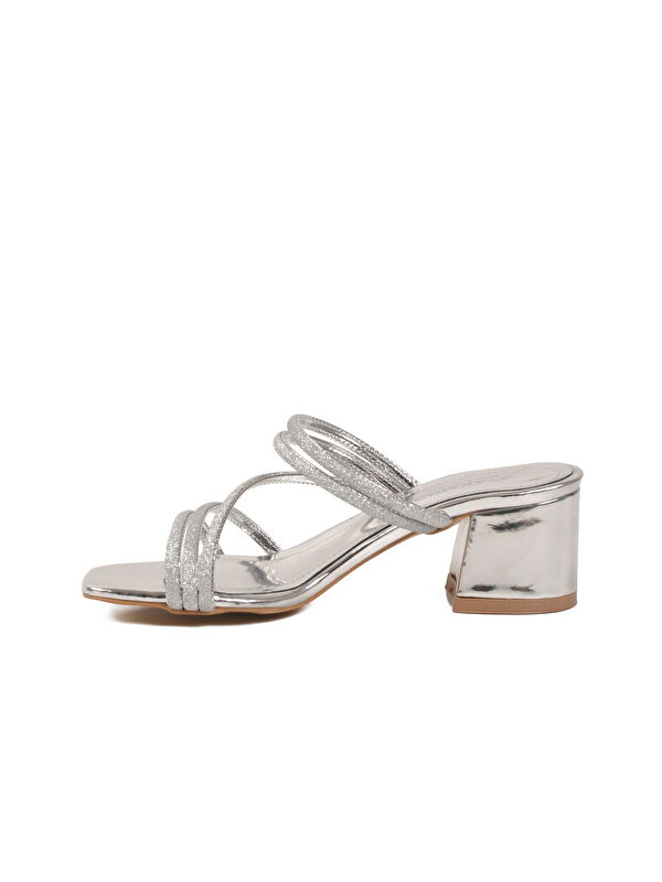 Ayakmod Siyah Ayakmod Rugan Taşlı Özel Davet Kadın Topuklu Abiye Ayakkabı 643332 Z