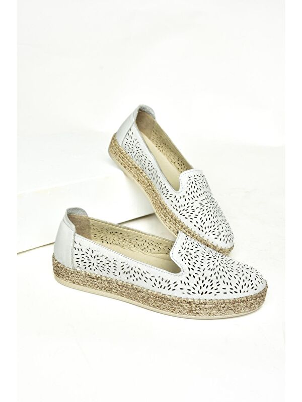 U5552001 Beyaz Kadın Ayakkabı - Görsel 5