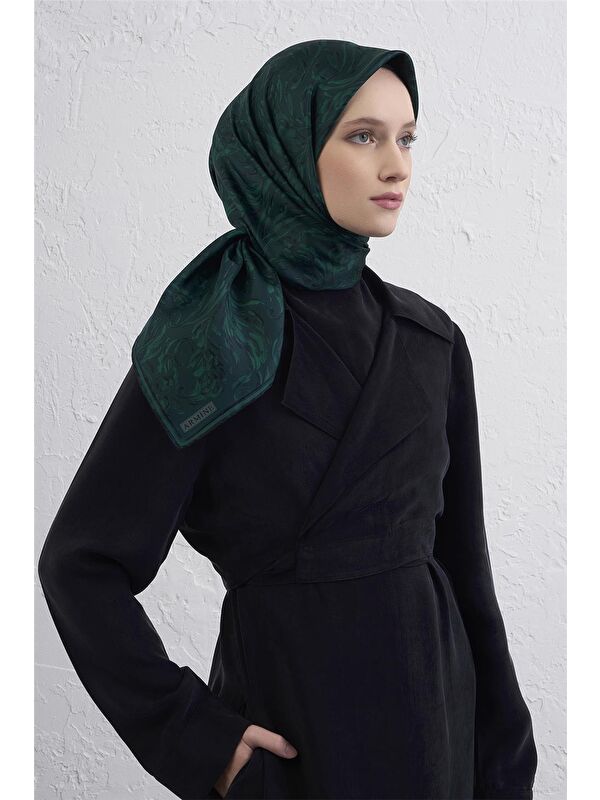 ARMİNE Soyut Desenli Saf İpek Twill Eşarp 9431D 06