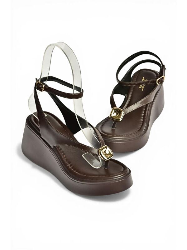 Fox Shoes Bej Fox Shoes Sandalet Kadın Y973465909