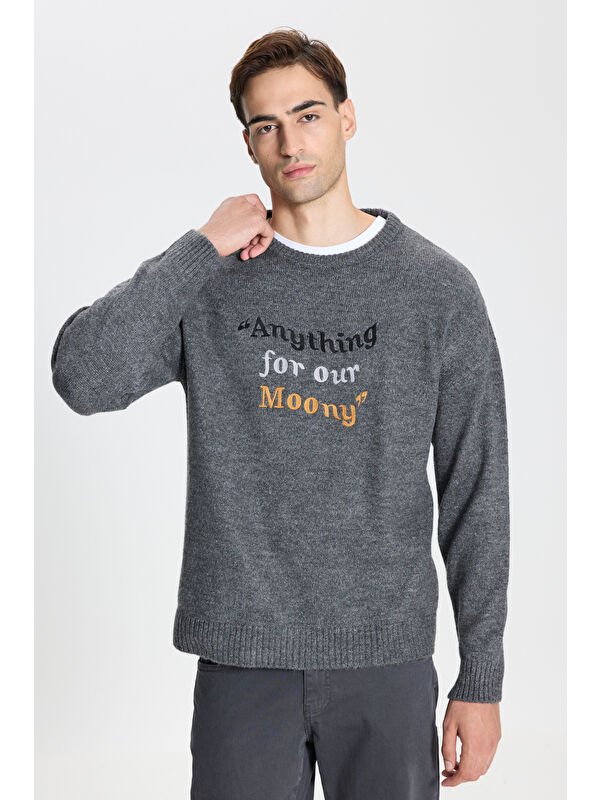AC&Co / Altınyıldız Classics Erkek Gri Melanj Oversize Bol Kesim Bisiklet Yaka Desenli Triko Kazak