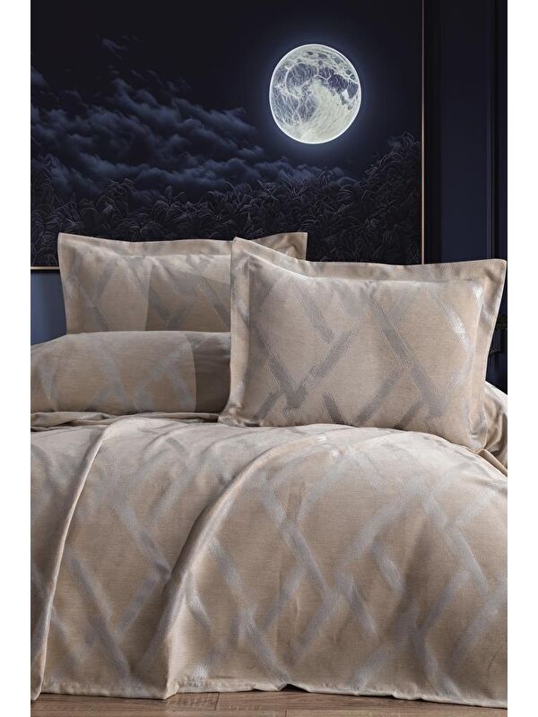 Çeyiz Diyarı Nisan 3 Parça Çift Kişilik Pike Takımı 240x260 Cappucino