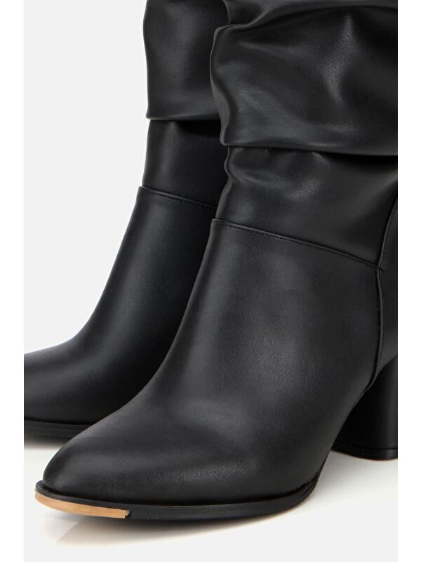 Yaya By Hotiç Kahverengi Yaya By Hotiç Yaya By Kadın Kırışık Görünümlü Diz Altı Topuklu Bot