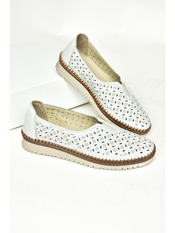 U5553002 Beyaz Kadın Ayakkabı - Görsel 4