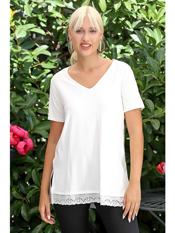 Chiccy Kadın Krem Rengi V Yaka Kısa Kol Yırtmaçlı Maxi Regular Fit Casual Pamuklu Örme Bluz