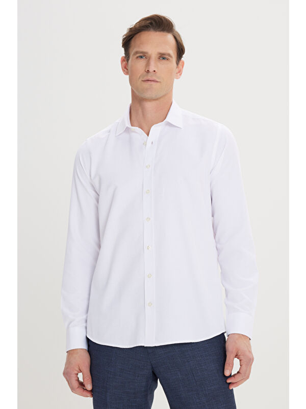 AC&Co / Altınyıldız Classics Erkek Beyaz Kolay Ütülenebilir Pamuklu Slim Fit Dar Kesim Klasik Yaka Armürlü Gömlek
