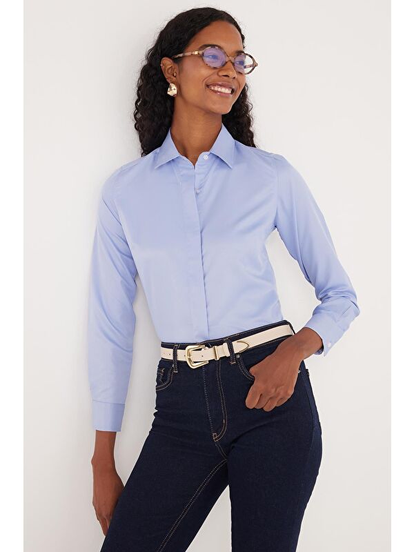 TUDORS Kadın Slim Fit Dar Kesim Vucüda Oturan Uzun Kollu Gizli Düğme Detaylı Mavi Basic Gömlek