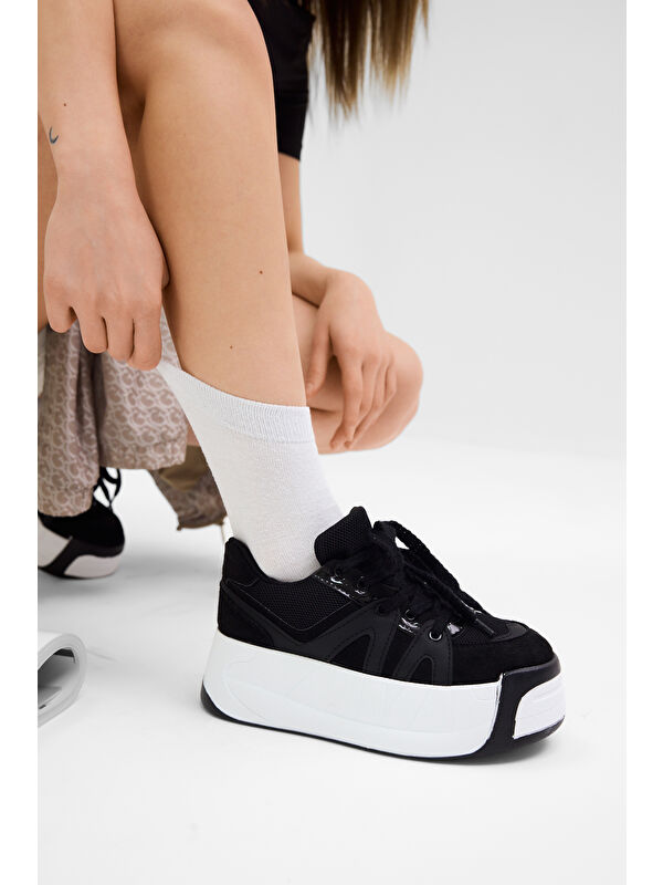 TONNY BLACK Kadın Siyah Yüksek Taban Rahat Bağcıklı Sneaker