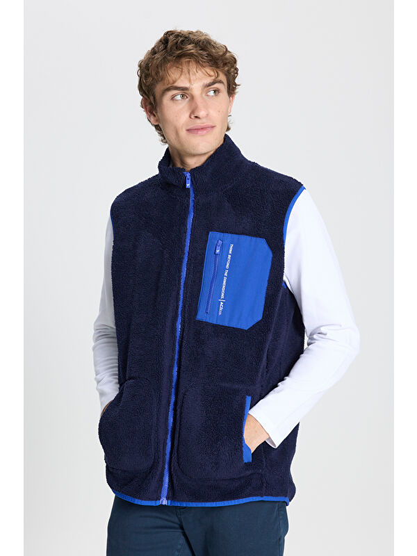 AC&Co / Altınyıldız Classics Erkek Lacivert Standart Fit Normal Kesim Dik Yaka Polar Yelek
